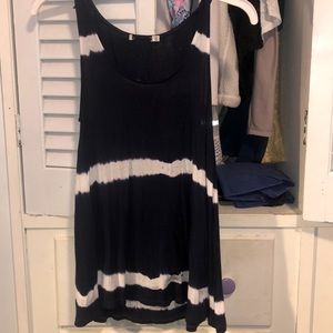 Mystique Boutique Navy Tie Die top